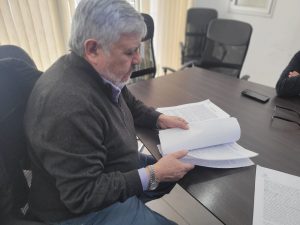 El IDUV firmó el contrato para la construcción del Polideportivo en Gobernador Gregores