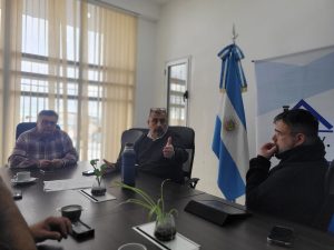 El IDUV firmó el contrato para la construcción del Polideportivo en Gobernador Gregores