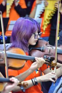Música, orgullo e identidad: La Orquesta Pu Kara y el Coro Re Si hicieron vibrar a Río Turbio con su Concierto de Invierno