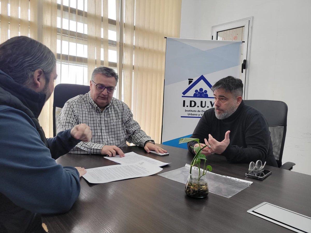 El Gobierno Provincial financiará la primera etapa de cordón cuneta en Pico Truncado