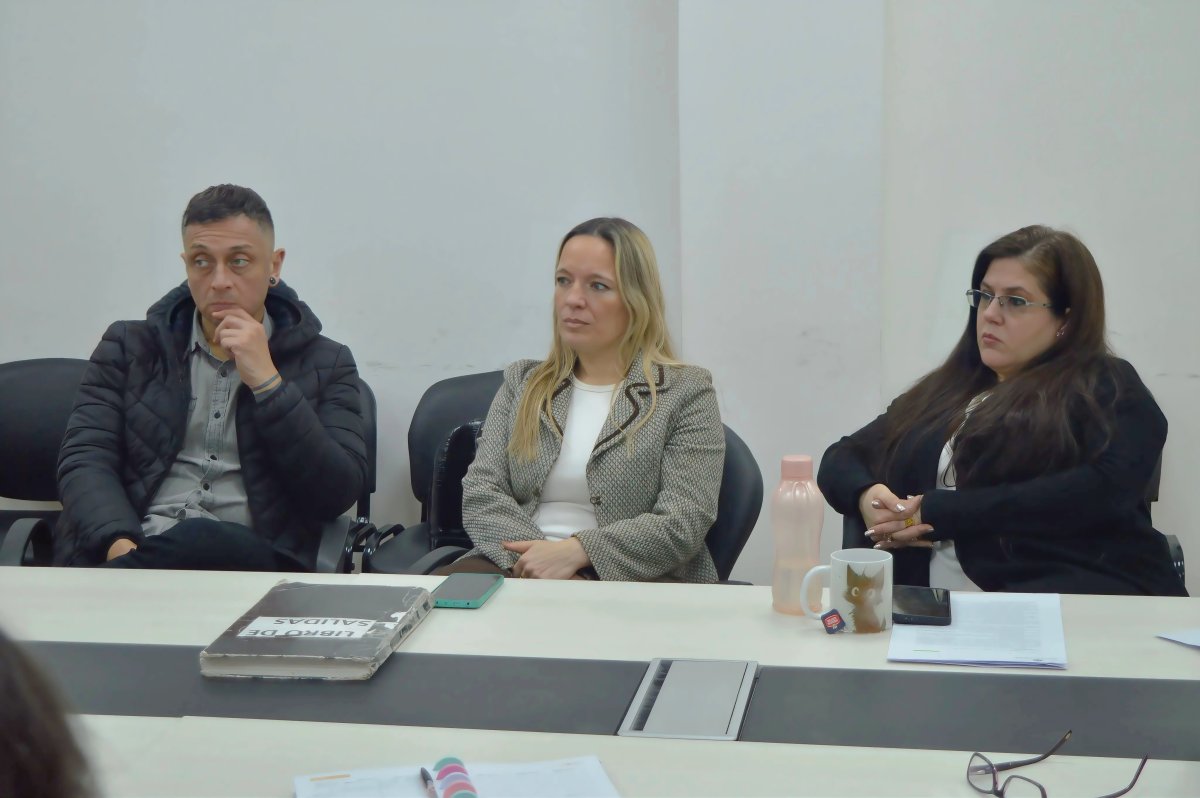 Trabajan en la construcción del nuevo instrumento de valoración para jerarquizar la carrera docente