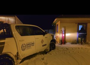 Vialidad Provincial continúa realizando tareas de despeje de nieve para garantizar la transitabilidad en las rutas de Santa Cruz