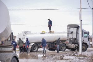 El Gobierno de Santa Cruz sostiene un operativo integral para asistir a las familias afectadas por la contingencia climática