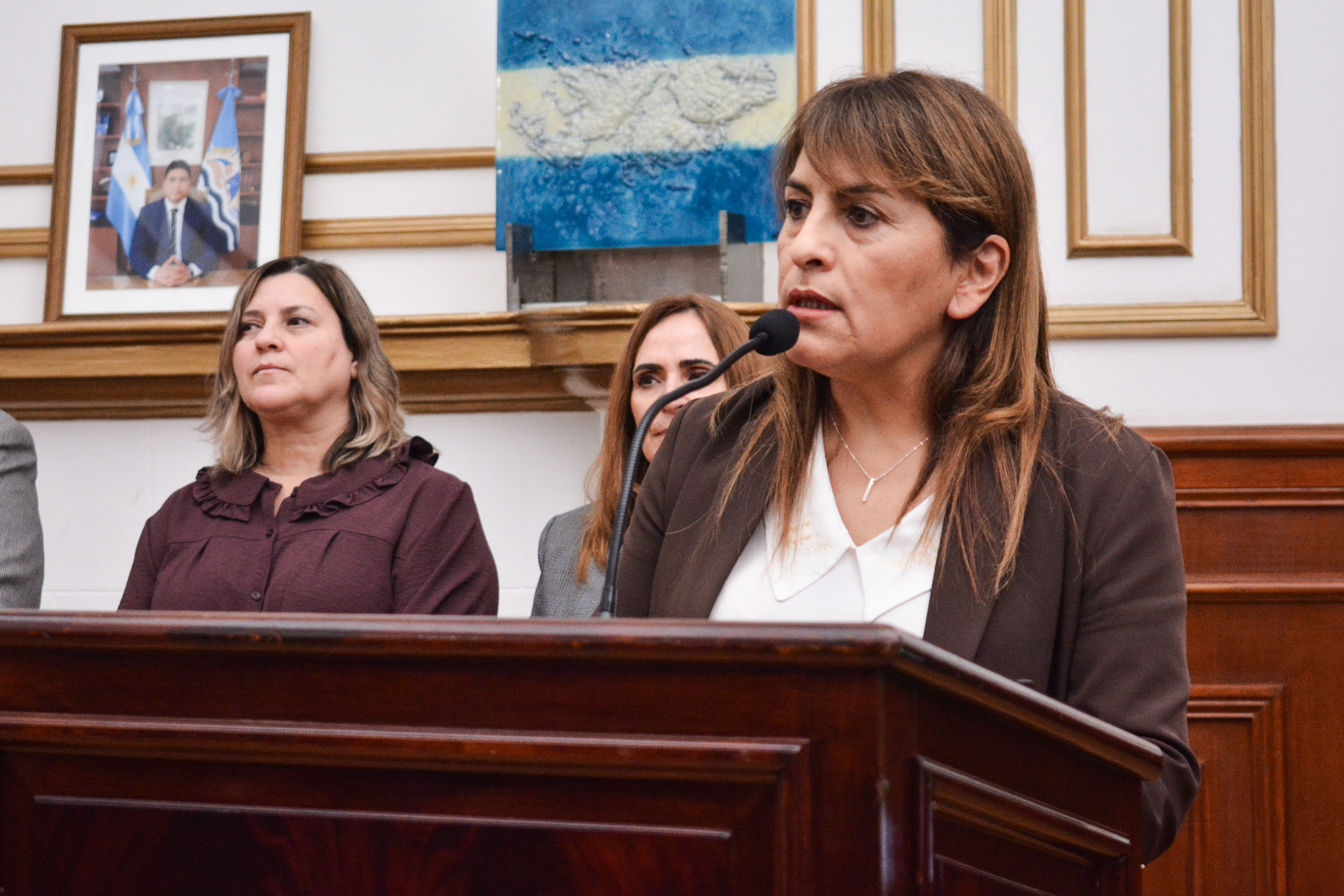 El Gobierno Provincial garantiza la continuidad pedag&oacute;gica y un est&iacute;mulo docente de 500 mil pesos
