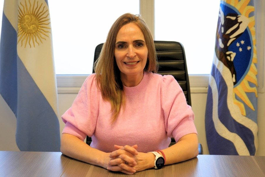 Santa Cruz potencia el turismo invernal con la Copa Mundial de Natación en Aguas Heladas