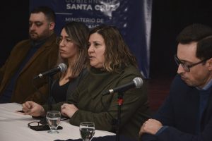 Santa Cruz abrió la licitación para dotar de equipamiento médico a tres hospitales