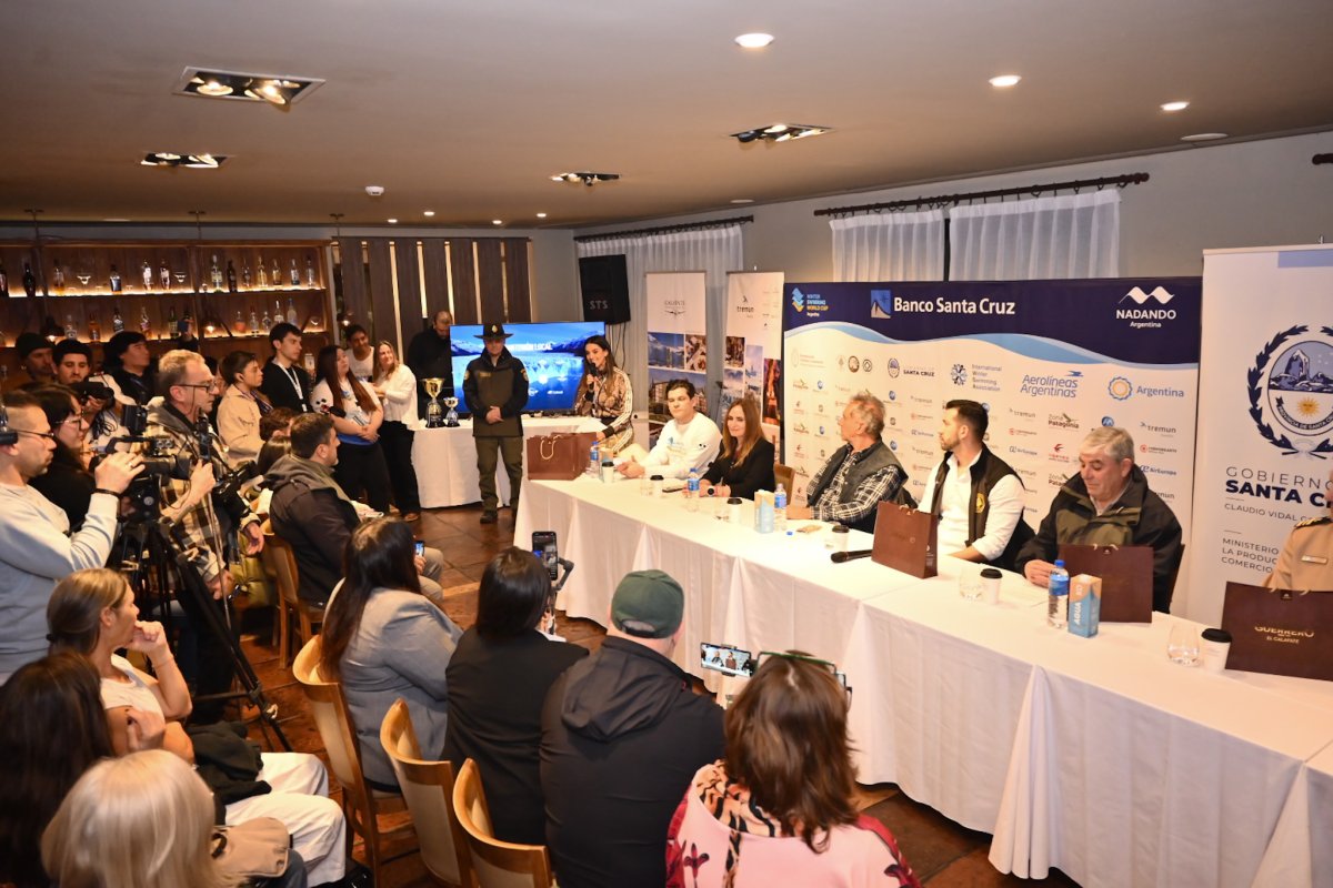 Santa Cruz presentó oficialmente la 4ta. Swimming World Cup Argentina 2026 en El Calafate