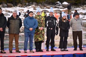 Santa Cruz inauguró la Winter Swimming World Cup 2026 y volvió a mostrar al mundo el Glaciar Perito Moreno