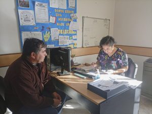 El Gobierno Provincial fortalece la presencia territorial con la entrega de tarjetas sociales y acciones del plan invernal 2026