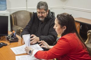 Políticas de Niñez: El Gobierno de Santa Cruz firmó  convenio PAINA con la comuna de Lago Posadas