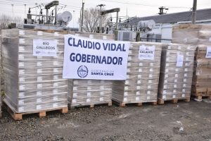 “Durante muchos años, la compra de luminaria era un negocio para los distintos funcionarios”, sostuvo Vidal al entregar 15.000 luminarias LED a los municipios