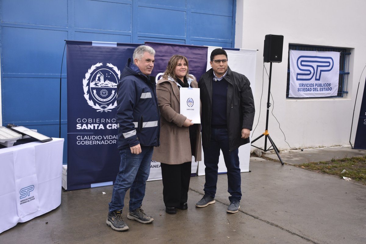 15.000 luminarias LED llegarán a las localidades santacruceñas para ampliar y modernizar el alumbrado público