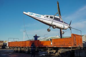 El Consejo Provincial de Educación completó el traslado de la aeronave Cessna a la Escuela Industrial N° 6