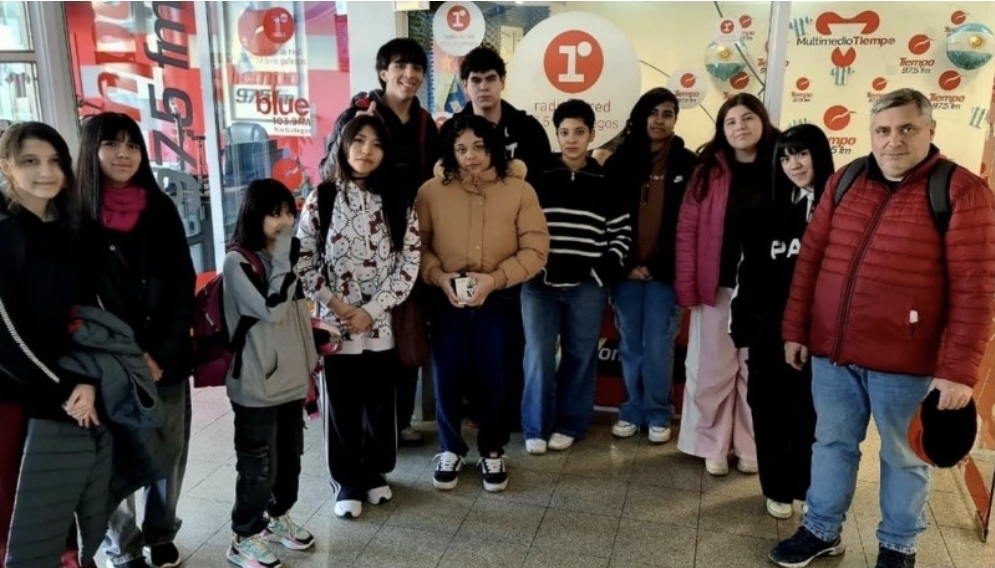El CPES N° 38 fue seleccionado en un concurso nacional con la producción radial "Rutas y Voces"