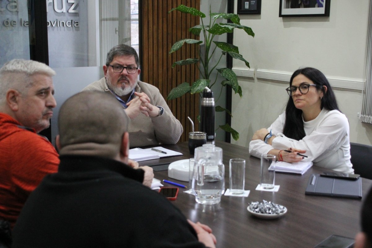 El Gobierno Provincial y la Municipalidad de El Calafate avanzaron en una mesa de trabajo sobre las cuentas públicas