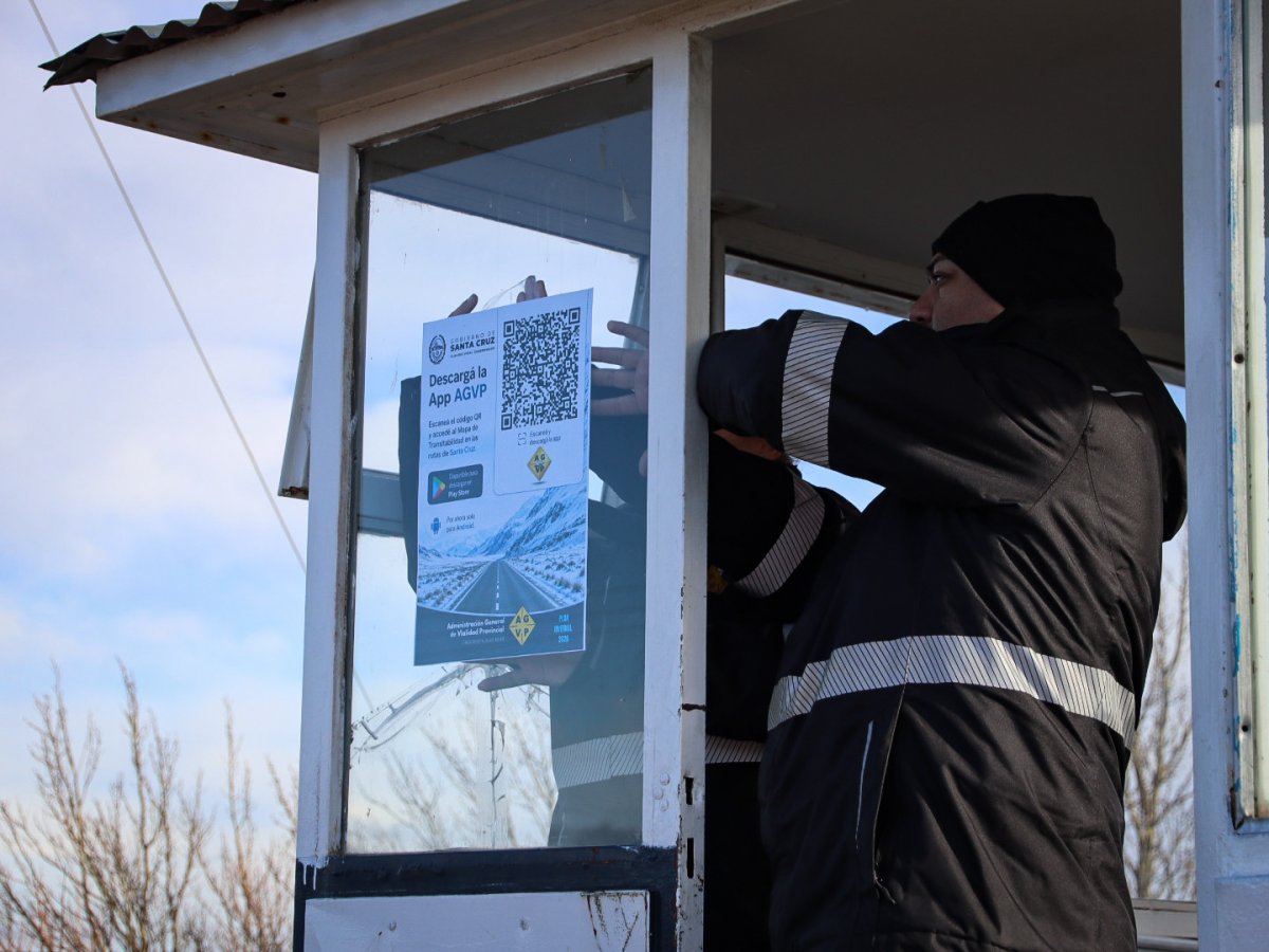 Instalación de códigos QR de la App AGVP en accesos y estaciones de servicio.