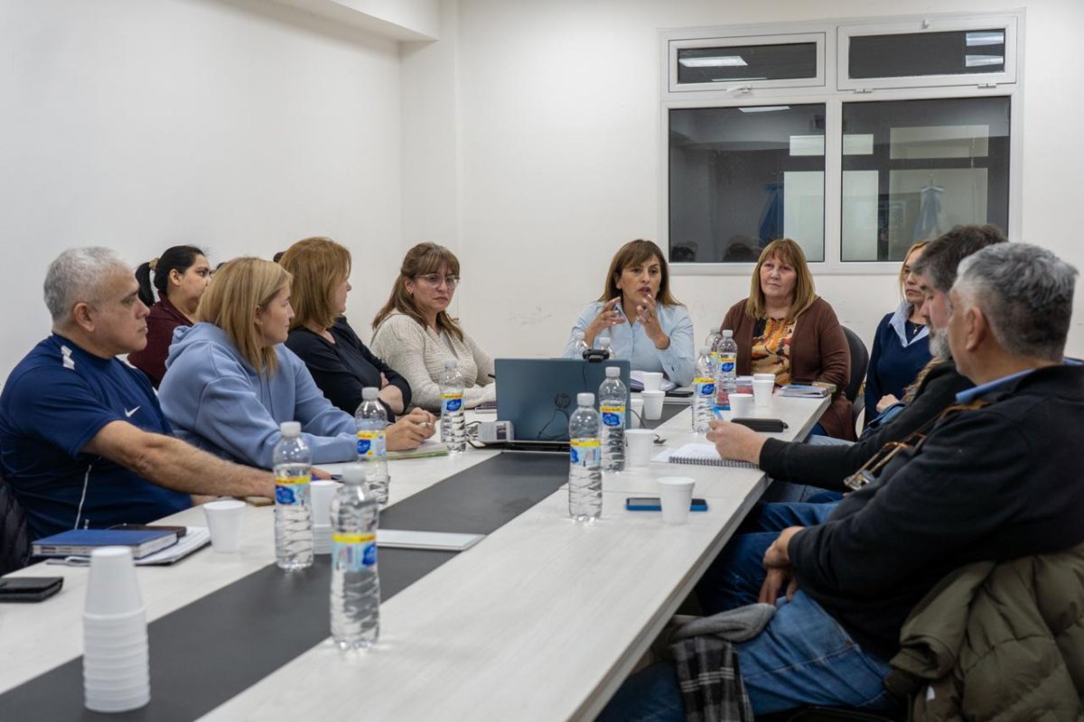 Educación trabaja en la transición anunciada por el gobernador