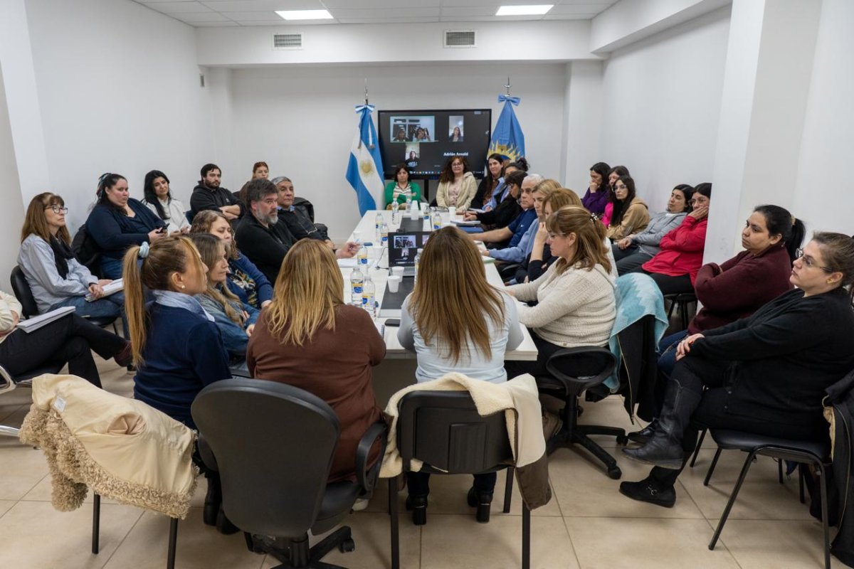 Educación trabaja en la transición anunciada por el gobernador