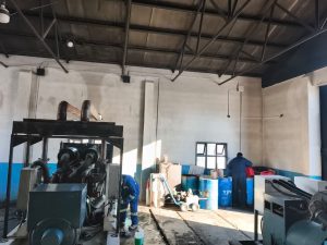 Servicios Públicos realizó trabajos de mantenimiento en grupos generadores de Lago Posadas