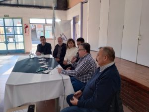 El IDUV realizó la apertura de sobres para refacciones en la Escuela Industrial de 28 de Noviembre 