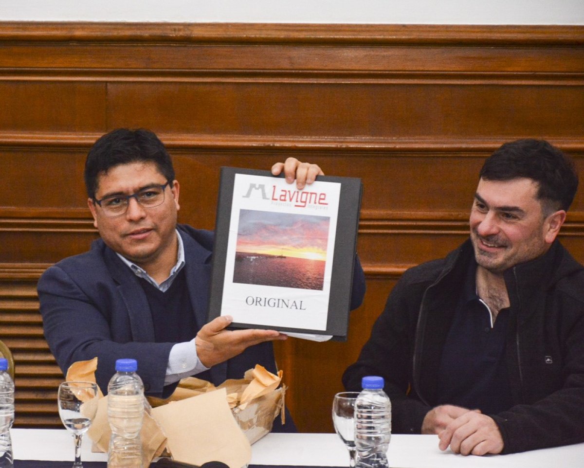 Santiago Aberastain: "Es la obra más importante llevada adelante con fondos propios del UNIRSE"