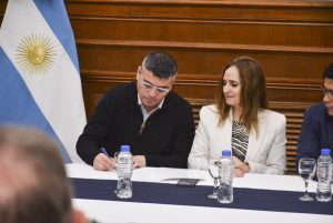 Walter Uribe: “Una provincia productiva va de la mano de los puertos”
