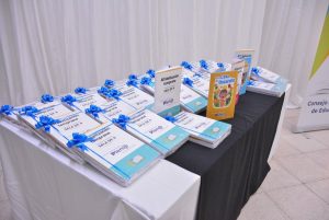 A partir de una alianza estratégica Educación presentó nuevos libros para fortalecer el trabajo docente y el vínculo con las familias 