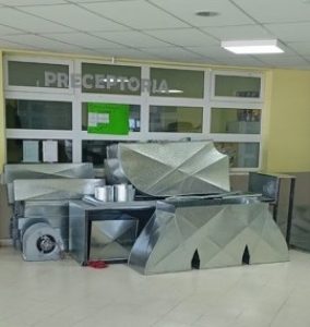 Se supervisó la llegada de materiales para avanzar con la obra de calefacción en la Escuela Industrial N° 7 de Las Heras