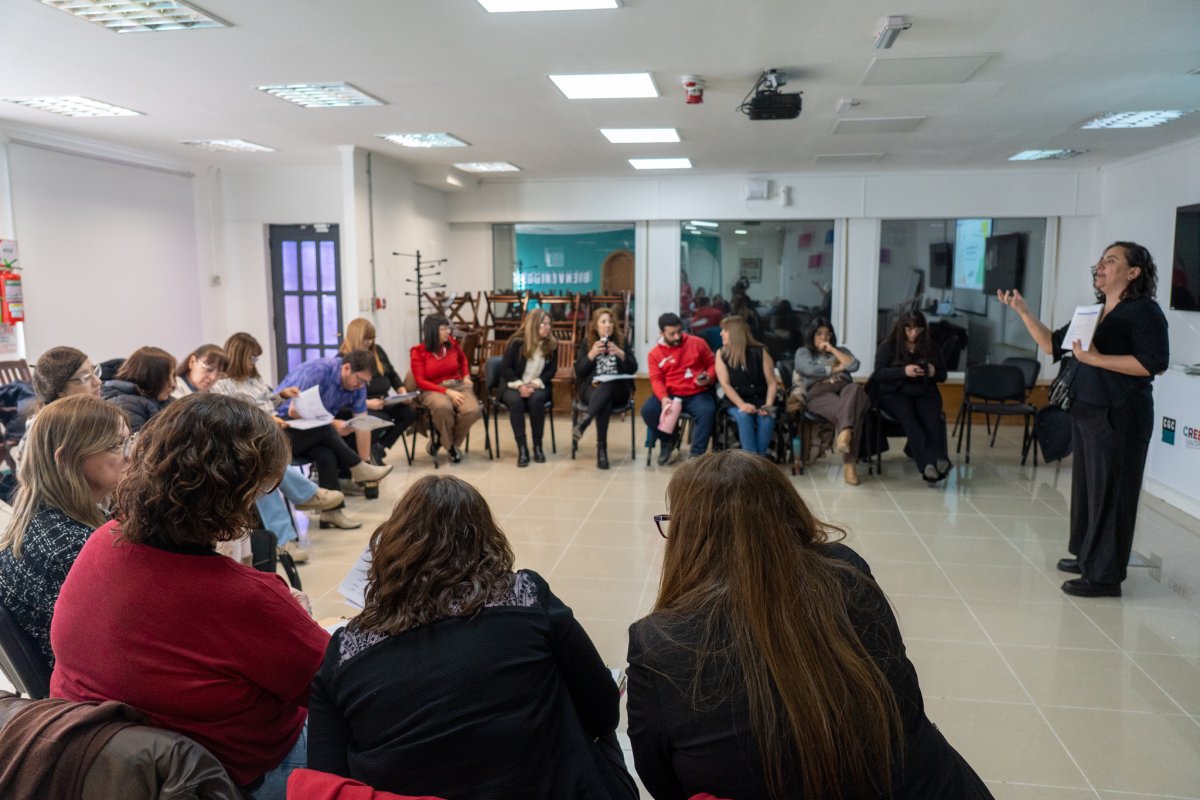 Se realizó una mesa de trabajo para fortalecer las prácticas de alfabetización en las aulas