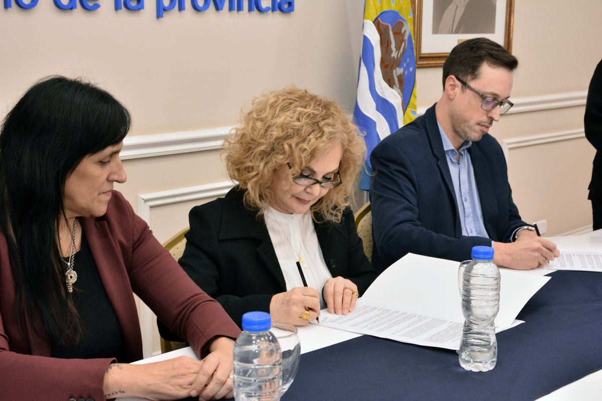 Santa Cruz lanzó una capacitación para voluntarios con herramientas de intervención social