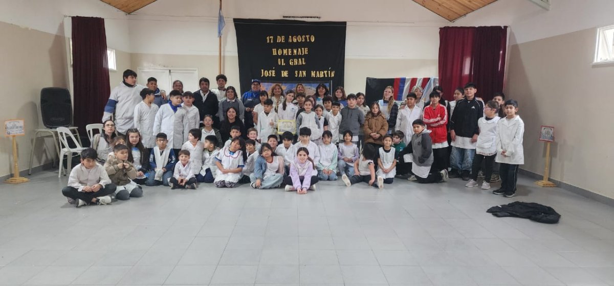 La Escuela Primaria Rural N° 20 de Fitz Roy conmemoró el Paso a la Inmortalidad del General José de San Martín