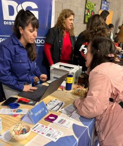Viva Barrio llegó a Pico Truncado para acercar el Estado a la comunidad 