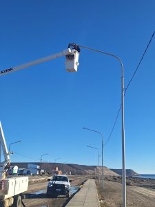 El Plan de Alumbrado LED avanza con nuevas instalaciones en El Chaltén y Puerto Santa Cruz