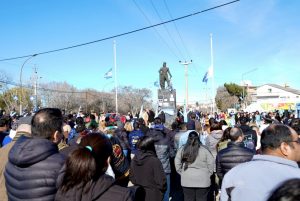 Educación conmemoró el 176° aniversario del Paso a la Inmortalidad del General José de San Martín en Caleta Olivia