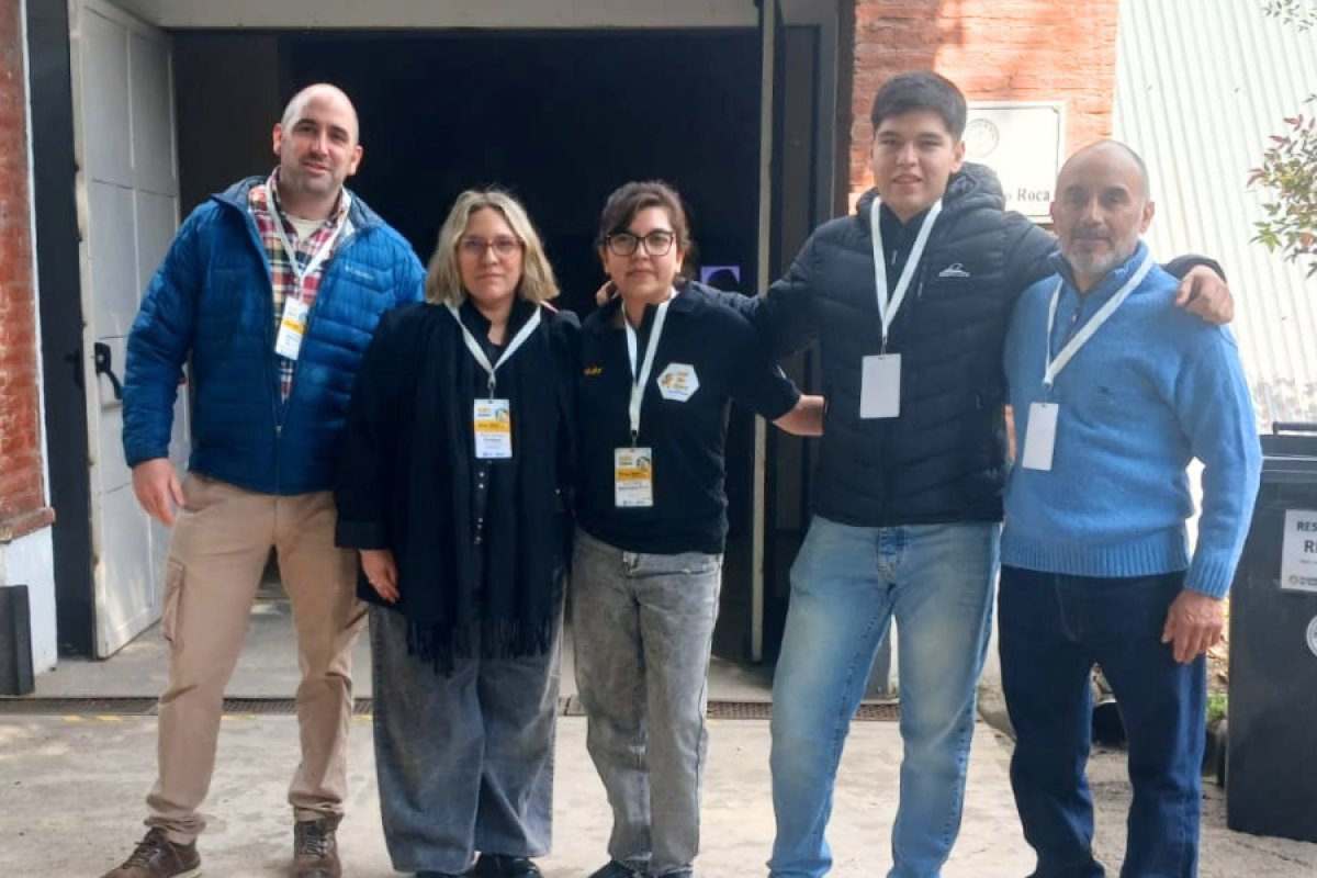 Santa Cruz llevó su producción apícola al 4.º Encuentro Apícola Federal en Tucumán
