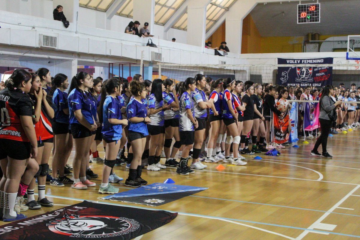 Puerto Santa Cruz define el certamen provincial de vóley femenino