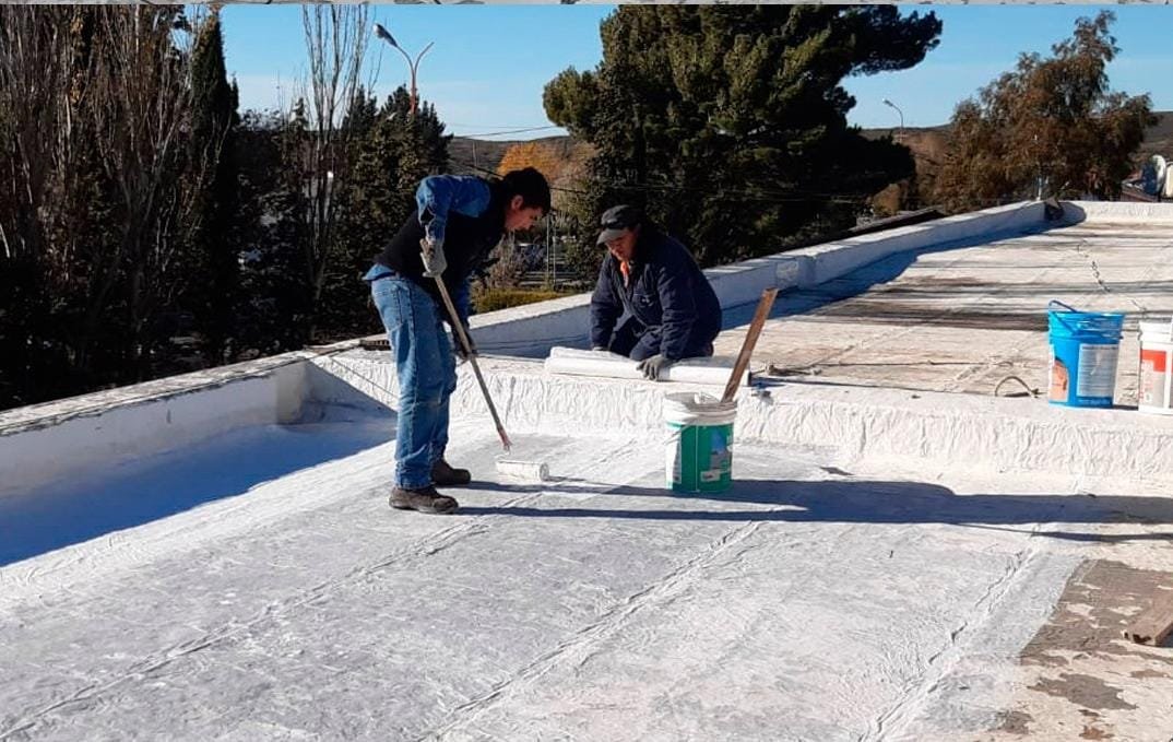 Con un plan de obras sostenido se fortalecen las escuelas de Cañadón Seco