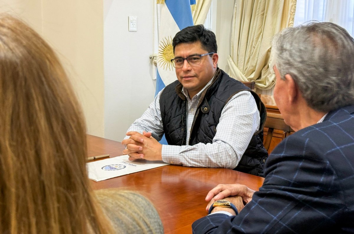 Empresas pesqueras vuelven a invertir en Santa Cruz: Vidal apuesta a más producción y empleo