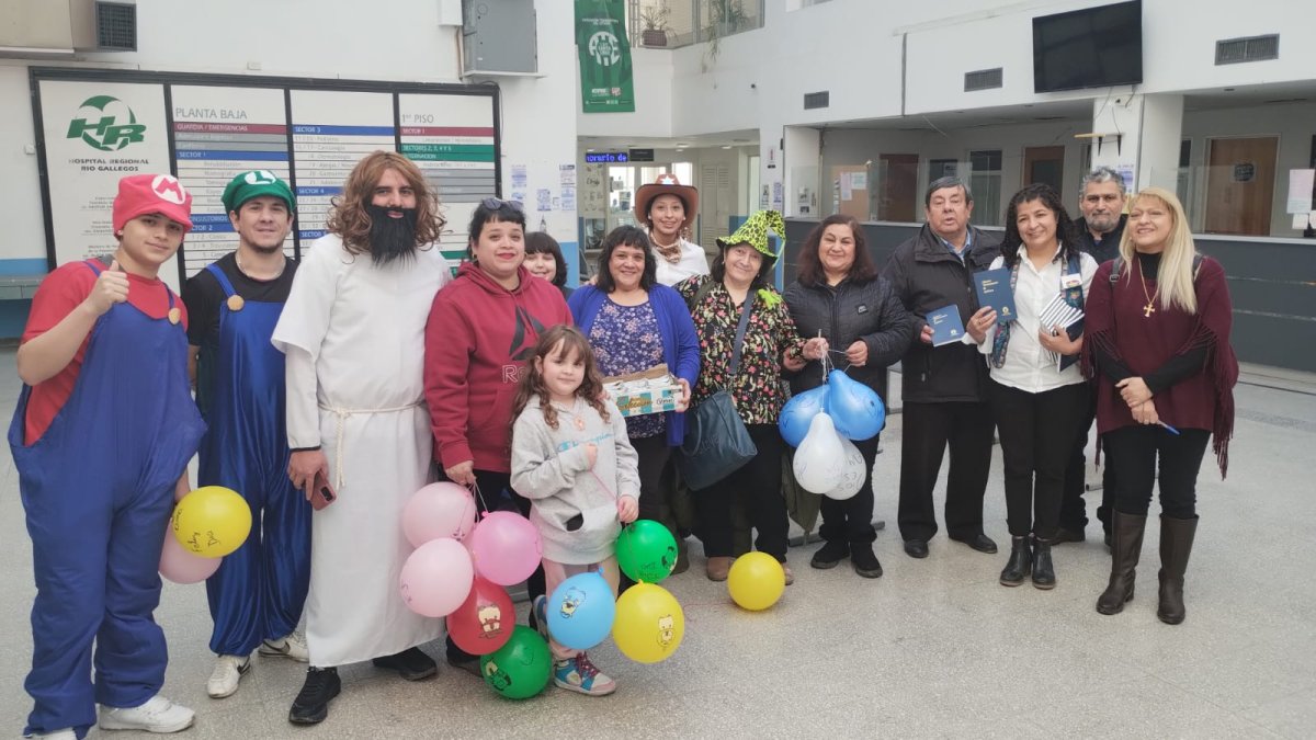 Jornada solidaria y de fe en el Hospital Regional Río Gallegos por el Día del Niño
