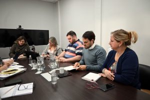 Ross encabezó una mesa de trabajo con autoridades del Hospital Regional Río Gallegos