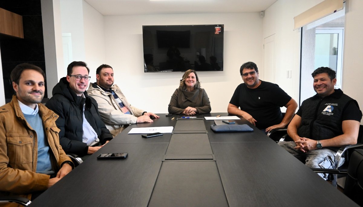 Salud rubricó un convenio para fortalecer las residencias en anestesiología en Río Gallegos