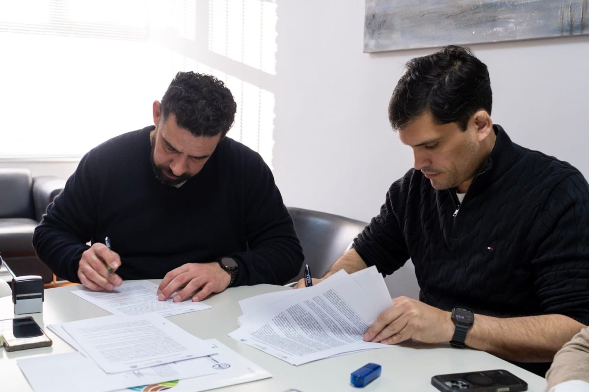 El CAP firmó un convenio para forestar los accesos de Cañadón Seco