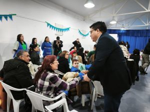 Claudio Vidal entregó libros del Plan de Alfabetización Plen@ y equipamiento para la Escuela Industrial