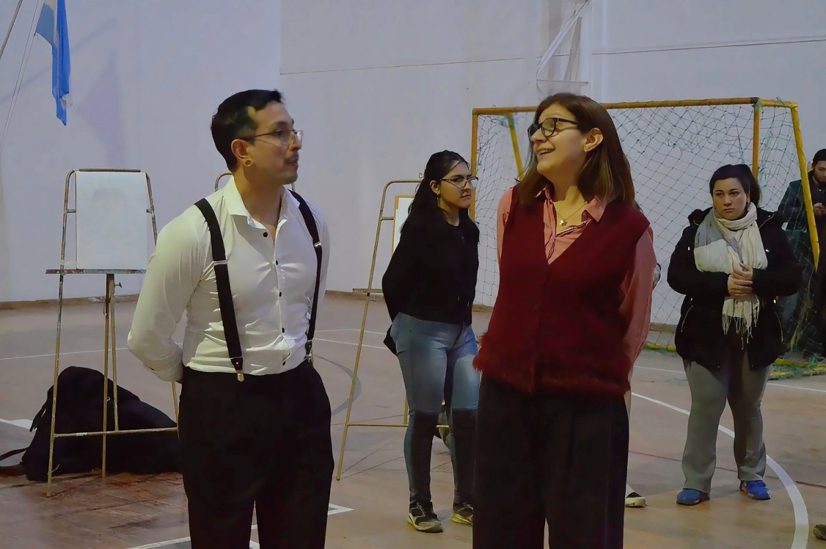 Se realizó un seminario de anatomía artística a cargo del artista Sergio Gómez