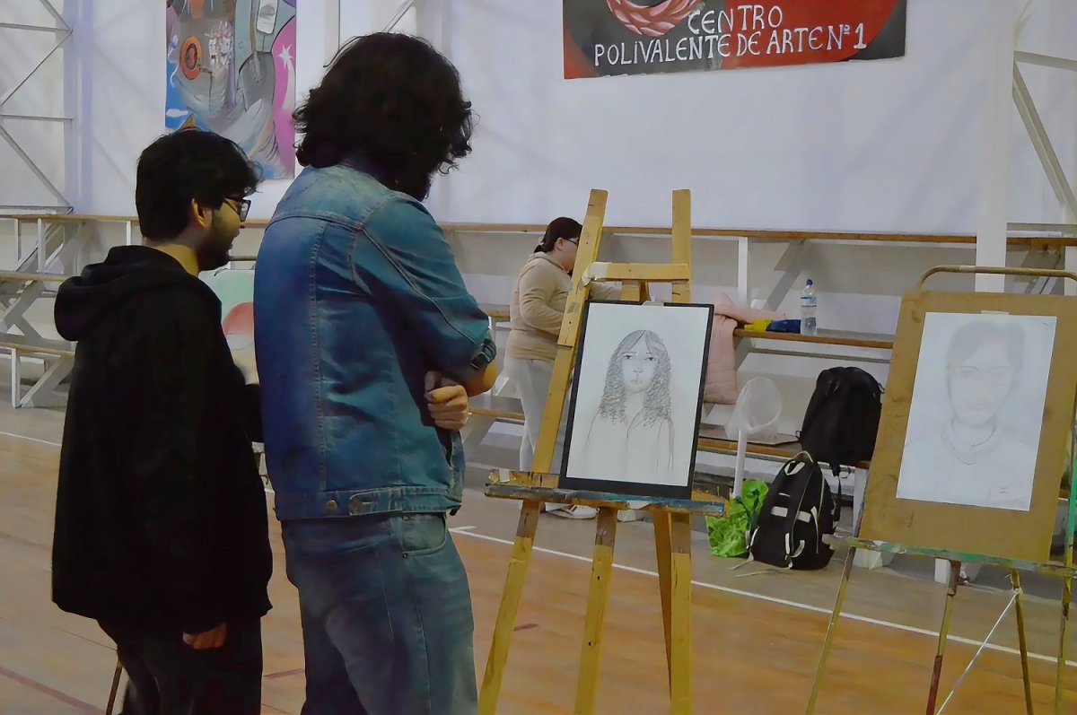Se realizó un seminario de anatomía artística a cargo del artista Sergio Gómez