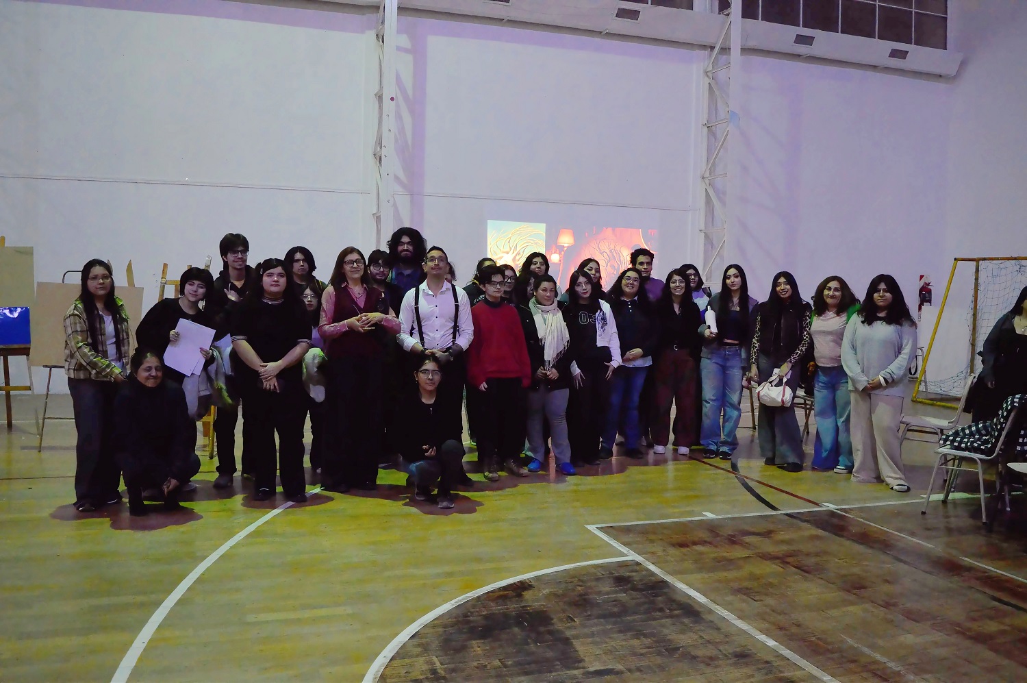 Se realizó un seminario de anatomía artística a cargo del artista Sergio Gómez