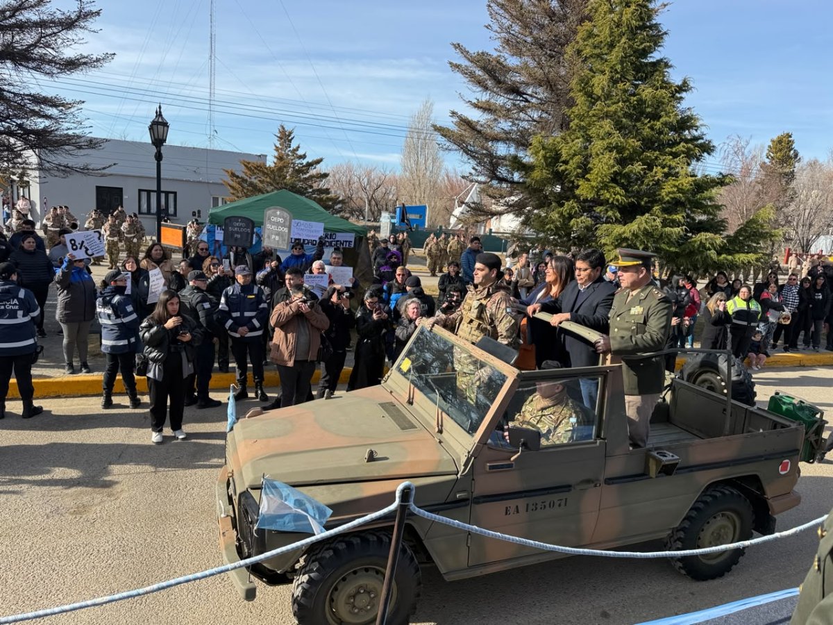 Vidal anunció una inversión de 60 mil millones en viviendas para toda Santa Cruz