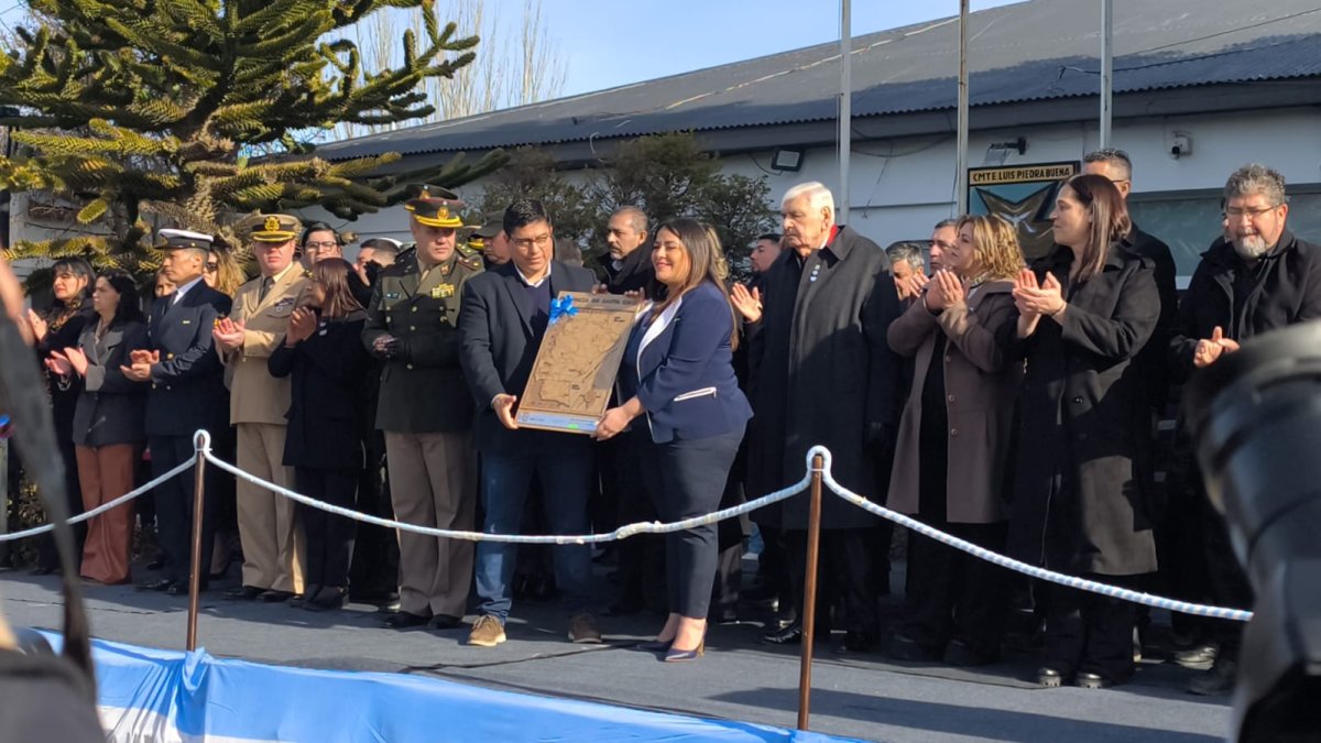 Vidal anunció una inversión de 60 mil millones en viviendas para toda Santa Cruz
