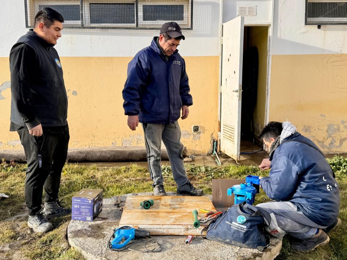 Caleta Olivia: Educación fortalece el mantenimiento preventivo y correctivo