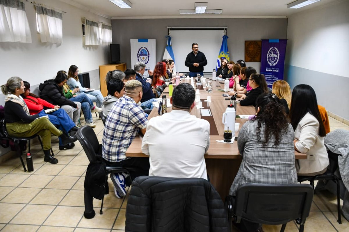 Quiroga: “Este encuentro tiene que servir para fortalecer el trabajo en las políticas de Niñez”